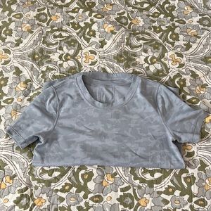 Grey camo lululemon shirt